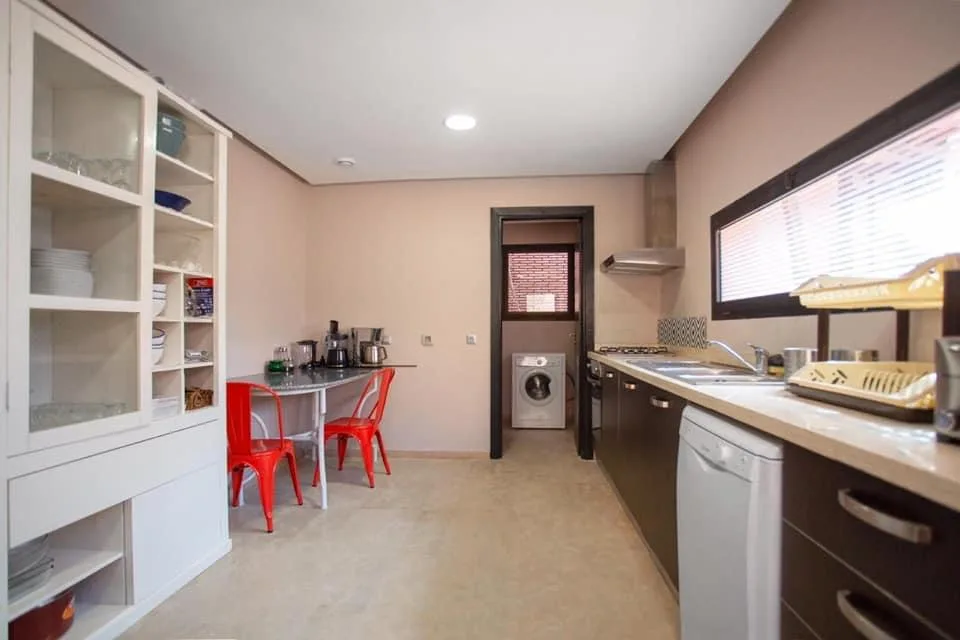 Grand appartement moderne F5 à amelkis - Photo 4