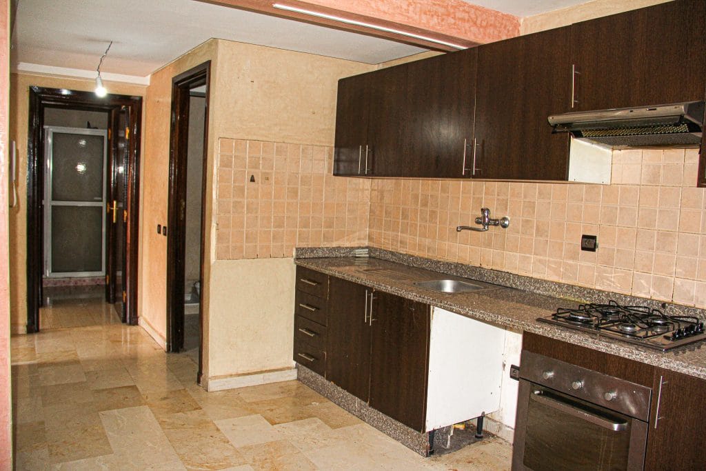 bel appartement F3 centre guéliz pas cher - Photo 5