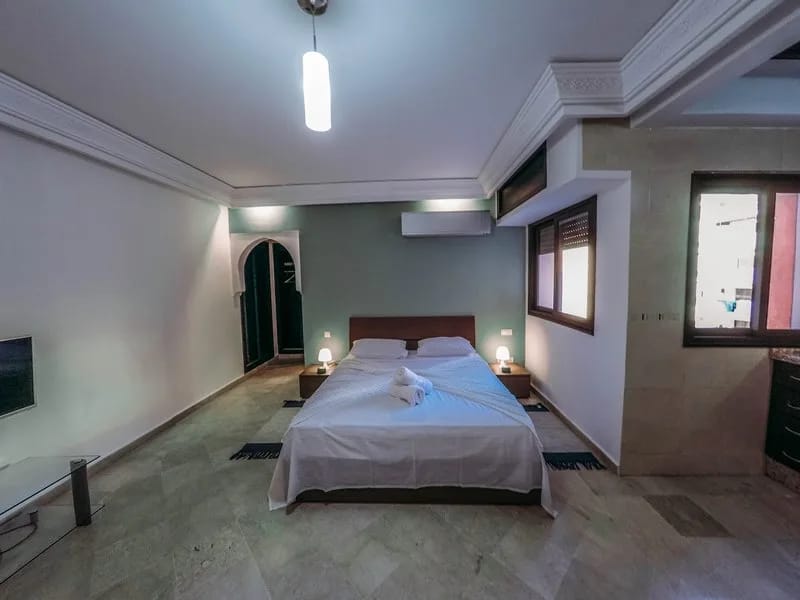 Location longue durée Studio meublé Guéliz Marrakech - Photo 5