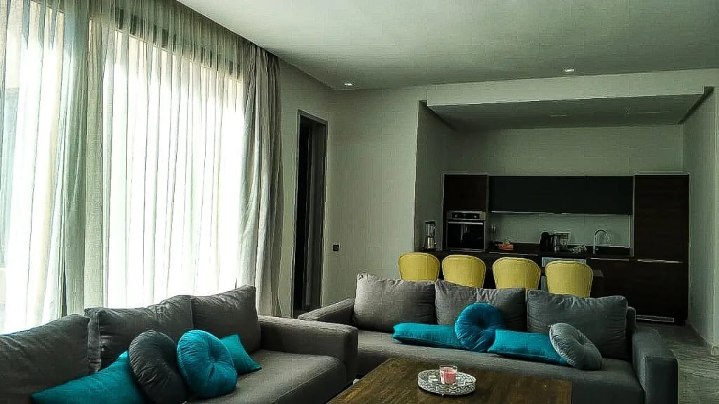 Grand appartement luxueux à louer proche école américaine - Photo 4