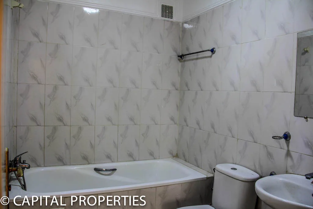 Location longue duree appartement sur jardin Harti Marrakech - Photo 13