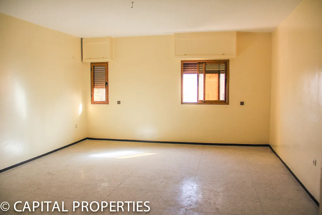 Location Appartement bureau sur Allal El Fassi Marrakech - Photo 3